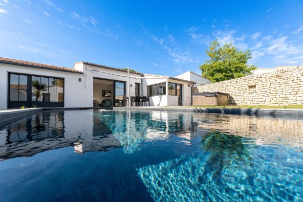Vente Maison de prestige Sainte-Marie-de-Ré 6&nbsp;Pièces 164&nbsp;m²