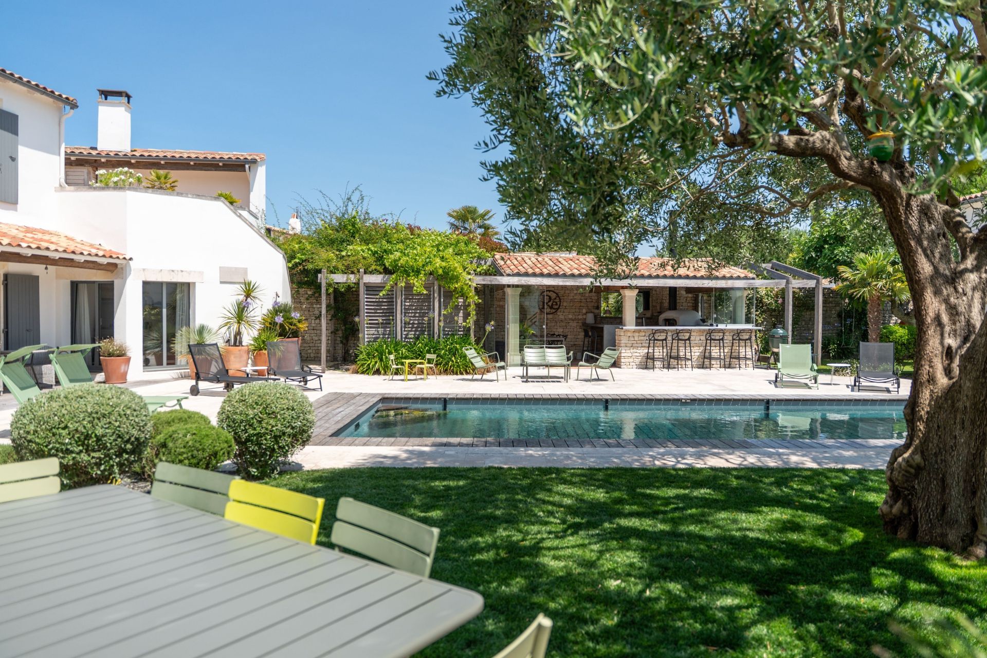 prestigious house 12 Rooms for sale on LE BOIS PLAGE EN RE (17580)