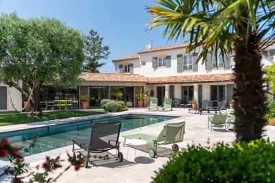Sale Prestigious house Le Bois-Plage-en-Ré 12&nbsp;Rooms 440&nbsp;m²
