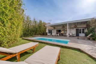 prestigious house 6 Rooms for sale on LA FLOTTE (17630)