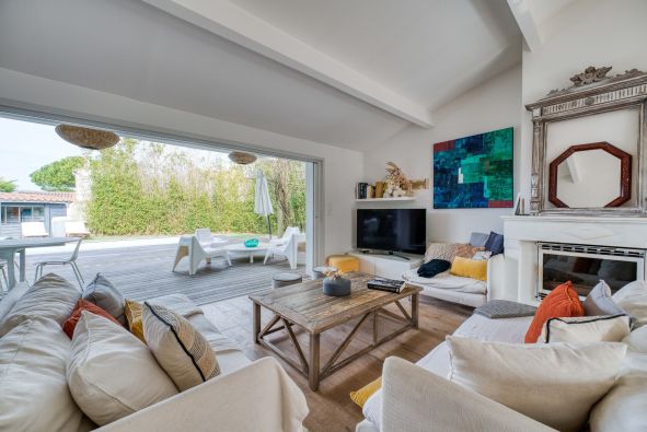 Sale Prestigious house La Flotte 6 Rooms 141 m²