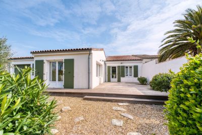 Sale Prestigious house Saint-Martin-de-Ré 4 Rooms 95 m²