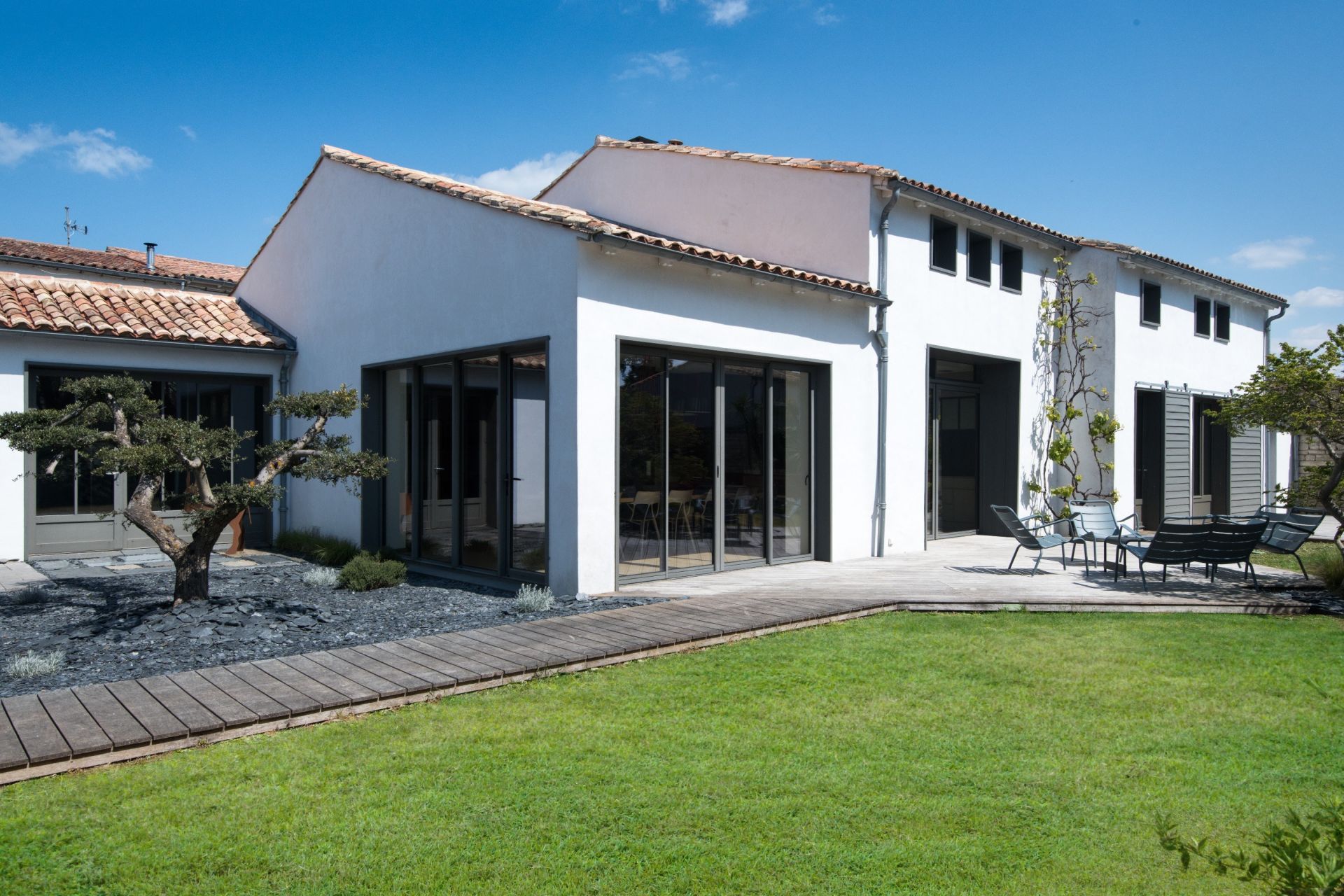 prestigious house 10 Rooms for sale on LE BOIS PLAGE EN RE (17580)