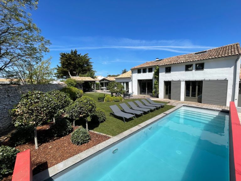 prestigious house 10 Rooms for sale on LE BOIS PLAGE EN RE (17580)