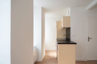 prestigious apartment 2 Rooms for sale on LA ROCHELLE (17000)