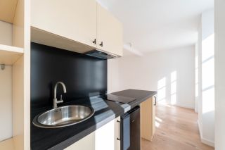 prestigious apartment 2 Rooms for sale on LA ROCHELLE (17000)