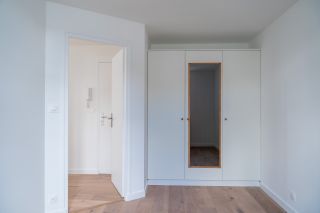 prestigious apartment 2 Rooms for sale on LA ROCHELLE (17000)