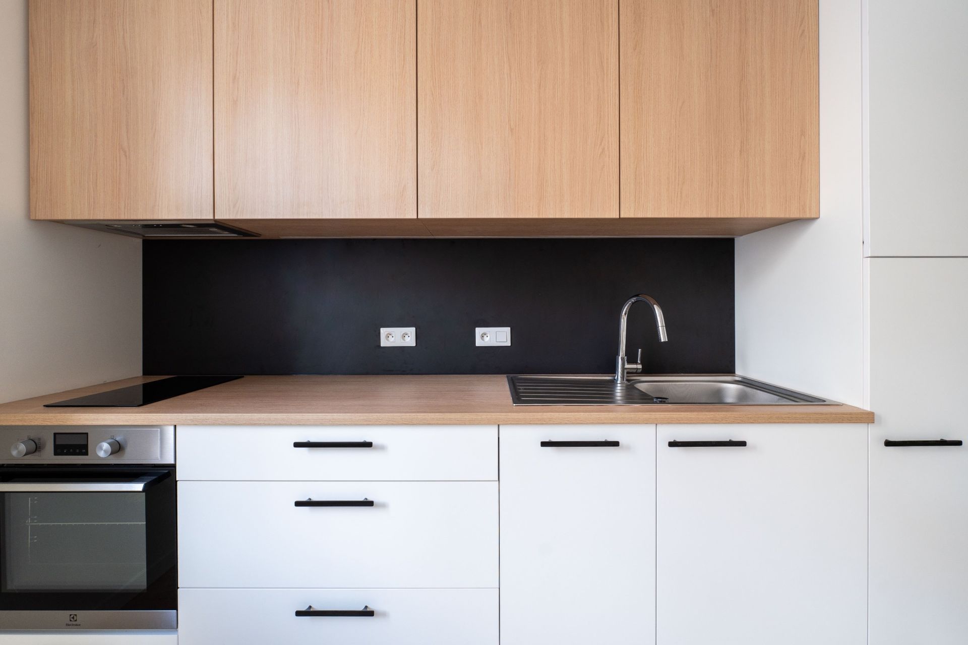 prestigious apartment 2 Rooms for sale on LA ROCHELLE (70120)