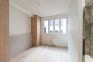 prestigious apartment 2 Rooms for sale on LA ROCHELLE (70120)