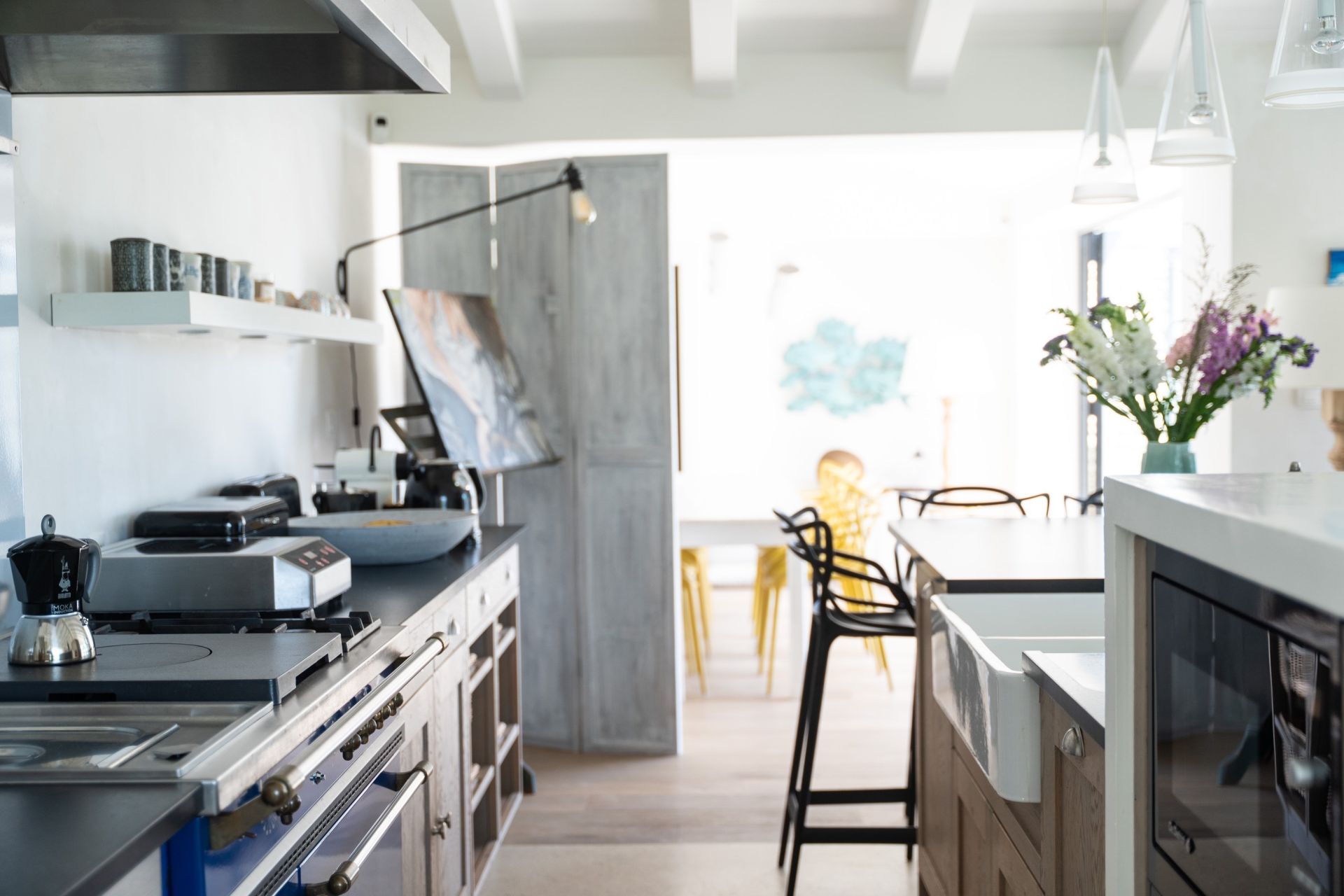 prestigious house 6 Rooms for sale on LOIX (17111)