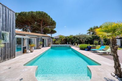 Sale Prestigious house Le Bois-Plage-en-Ré 10 Rooms 260 m²