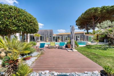 Sale Prestigious house Le Bois-Plage-en-Ré 10&nbsp;Rooms 260&nbsp;m²