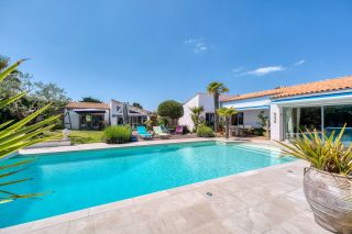 prestigious house 10 Rooms for sale on LE BOIS PLAGE EN RE (17580)