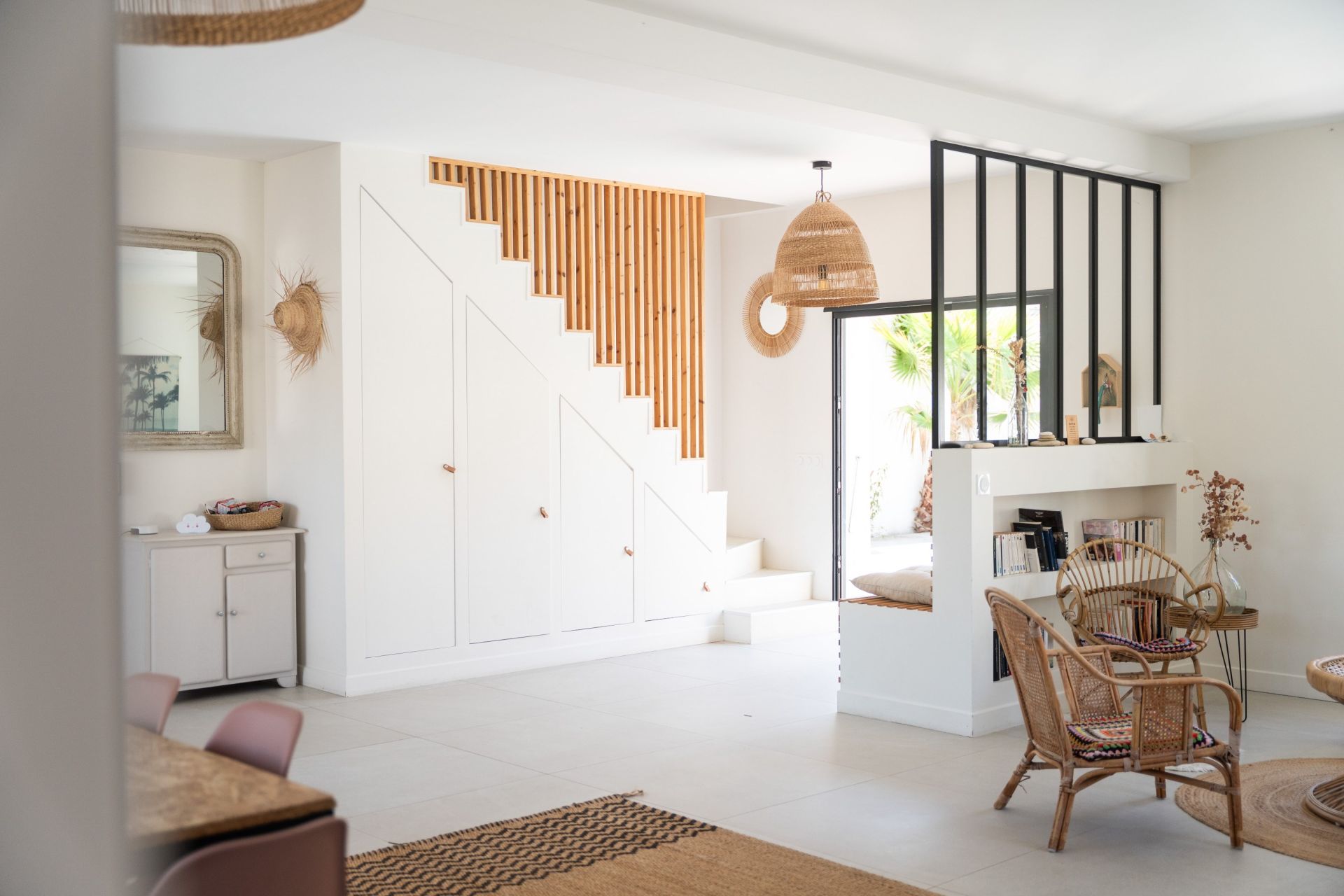 prestigious house 9 Rooms for sale on LA COUARDE SUR MER (17670)