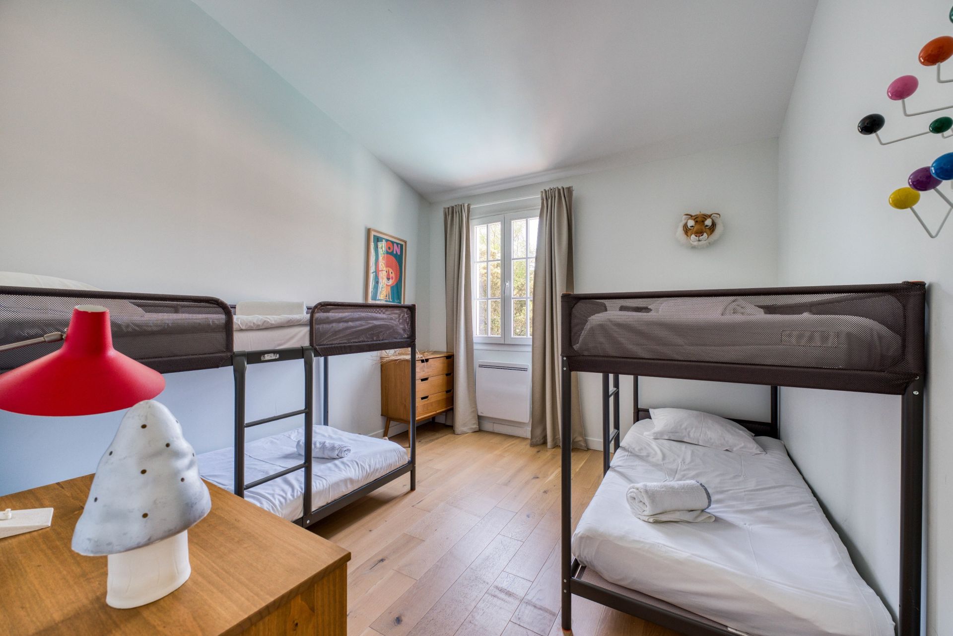 prestigious house 9 Rooms for sale on LA COUARDE SUR MER (17670)