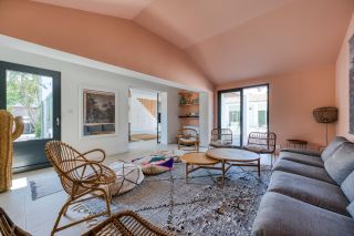 prestigious house 9 Rooms for sale on LA COUARDE SUR MER (17670)