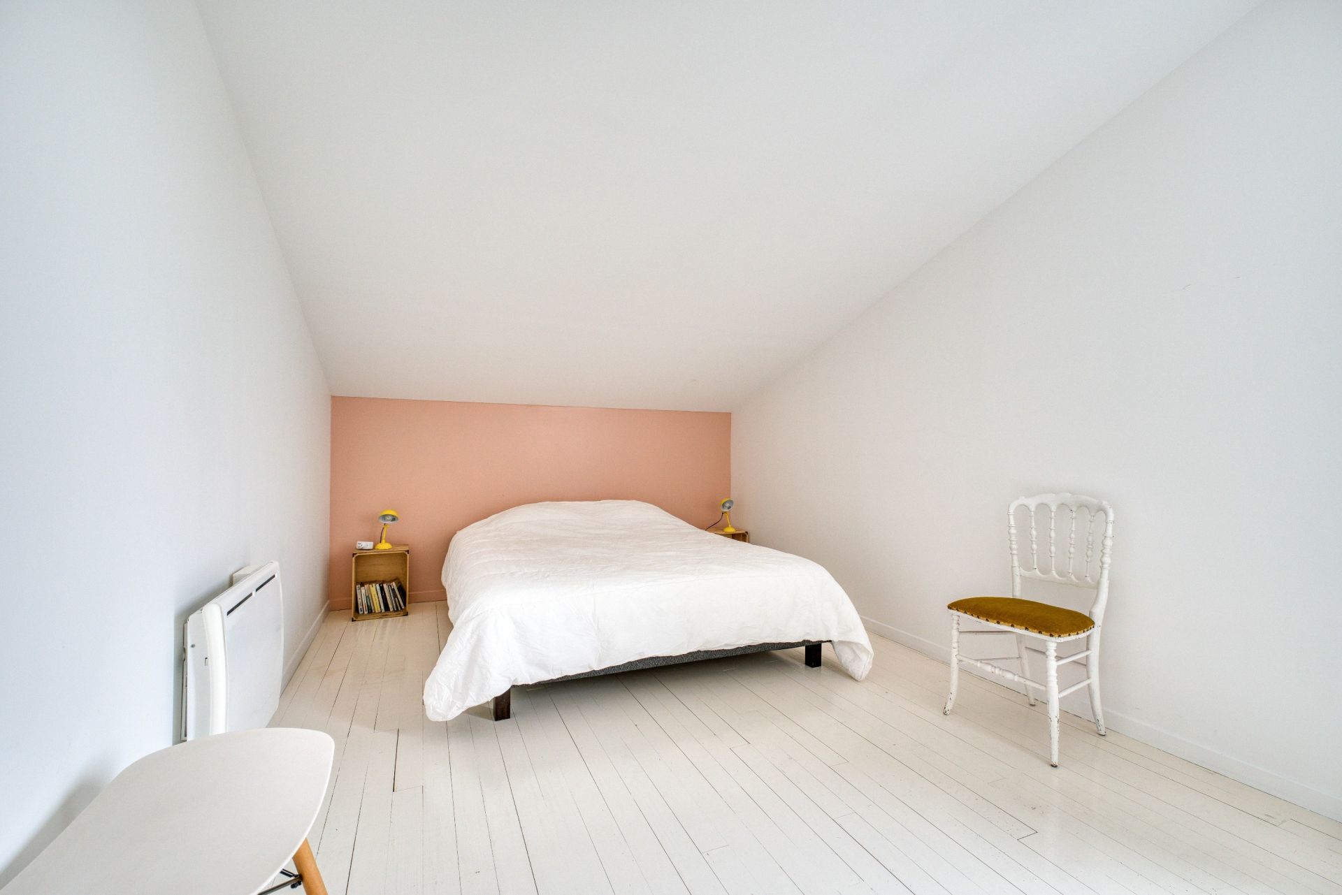 prestigious house 9 Rooms for sale on LA COUARDE SUR MER (17670)