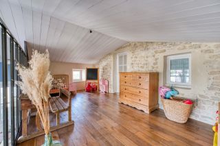 prestigious house 10 Rooms for sale on RIVEDOUX PLAGE (17940)