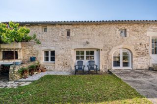 prestigious house 10 Rooms for sale on RIVEDOUX PLAGE (17940)