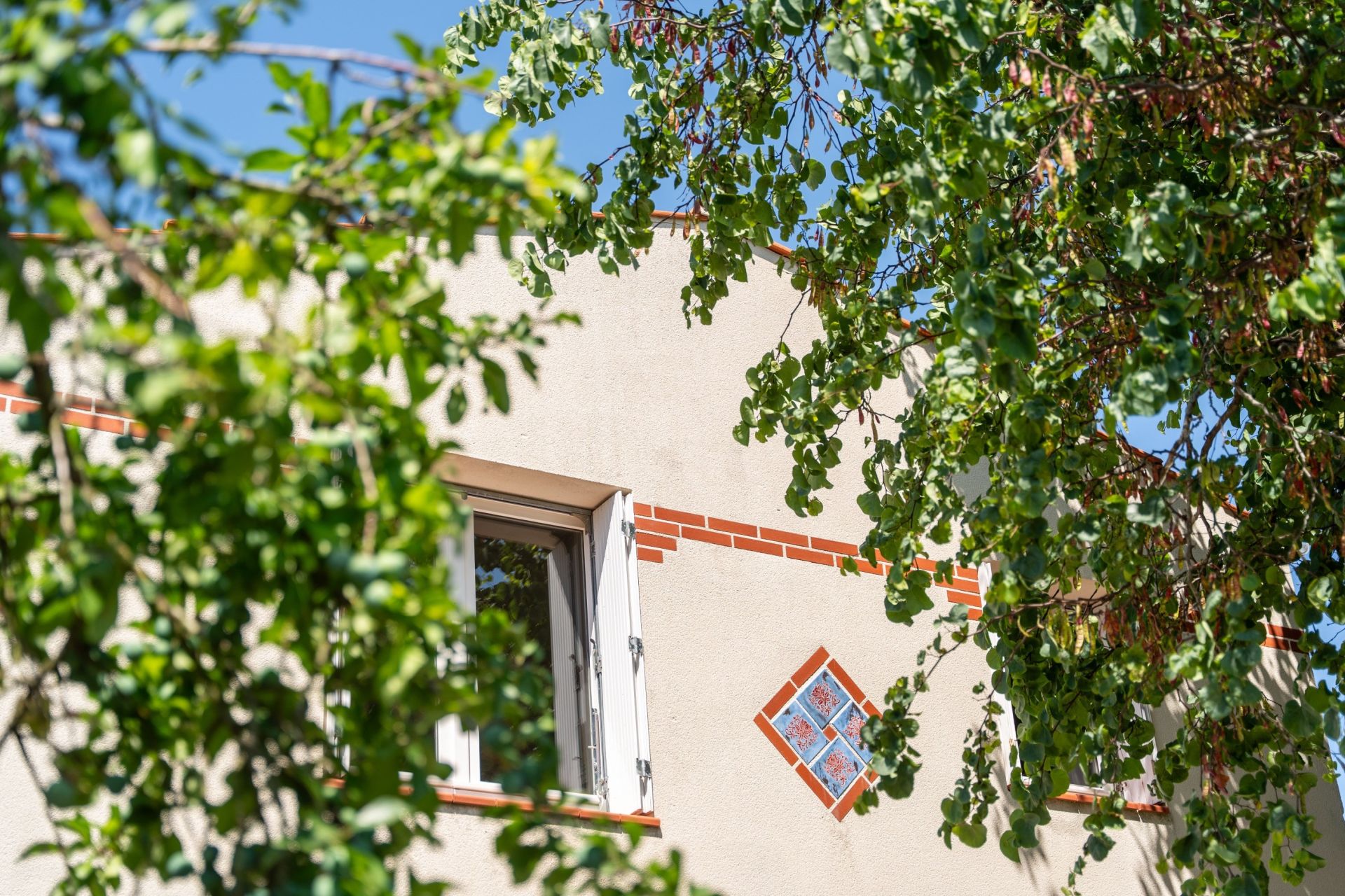 prestigious house 7 Rooms for sale on LA ROCHELLE (17000)