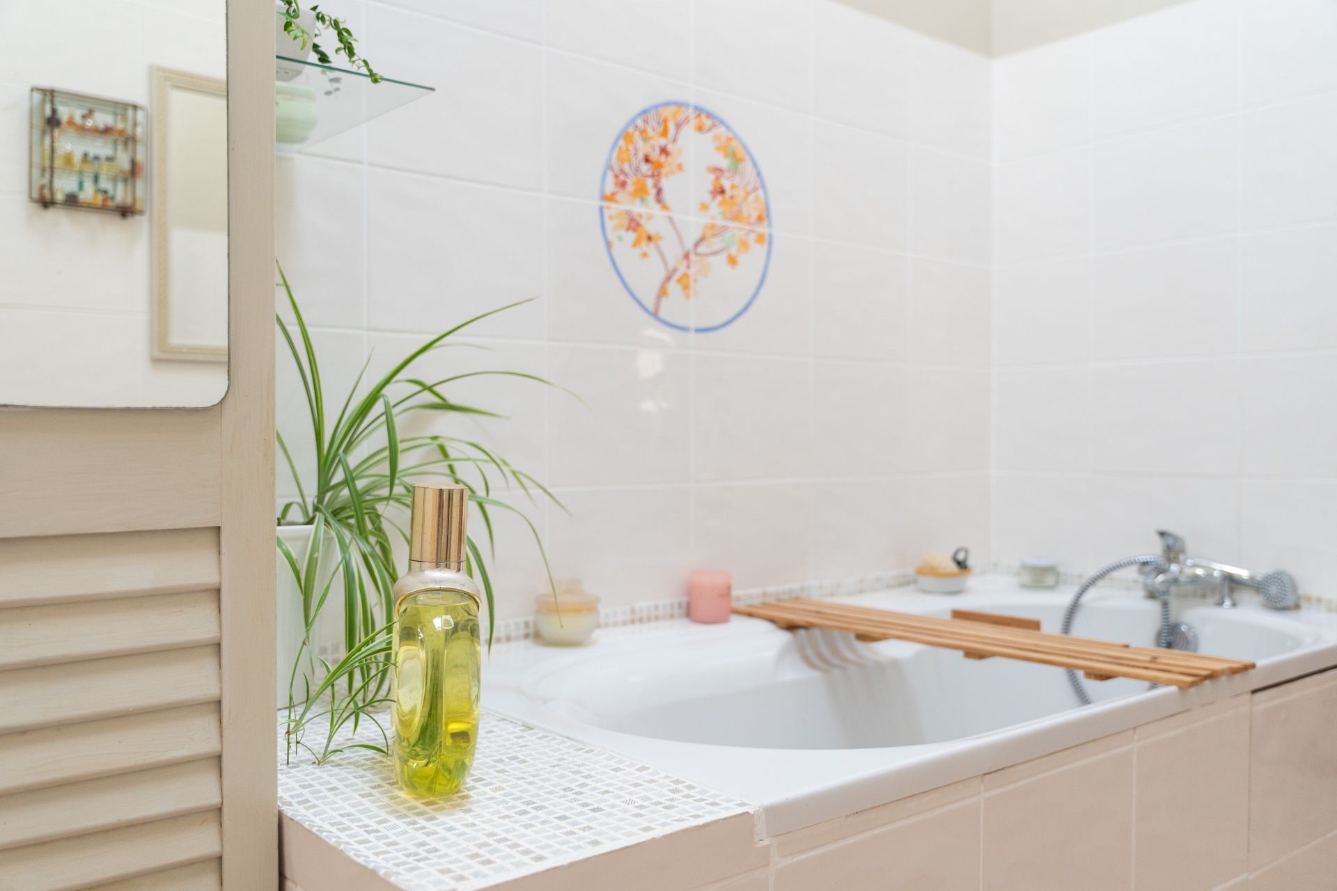 prestigious house 7 Rooms for sale on LA ROCHELLE (17000)