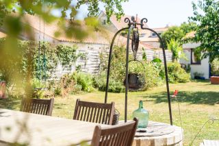 prestigious house 7 Rooms for sale on LA ROCHELLE (17000)