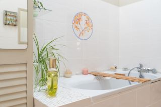 prestigious house 7 Rooms for sale on LA ROCHELLE (17000)