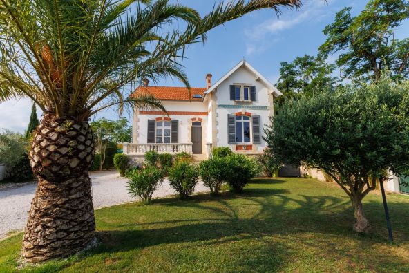 Vente Maison de prestige Port-des-Barques 10 Pièces 340 m²