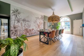 prestigious house 7 Rooms for sale on LA ROCHELLE (17000)