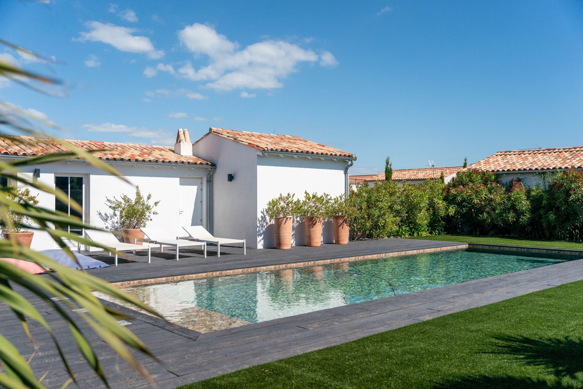 prestigious house 10 Rooms for sale on STE MARIE DE RE (17740)