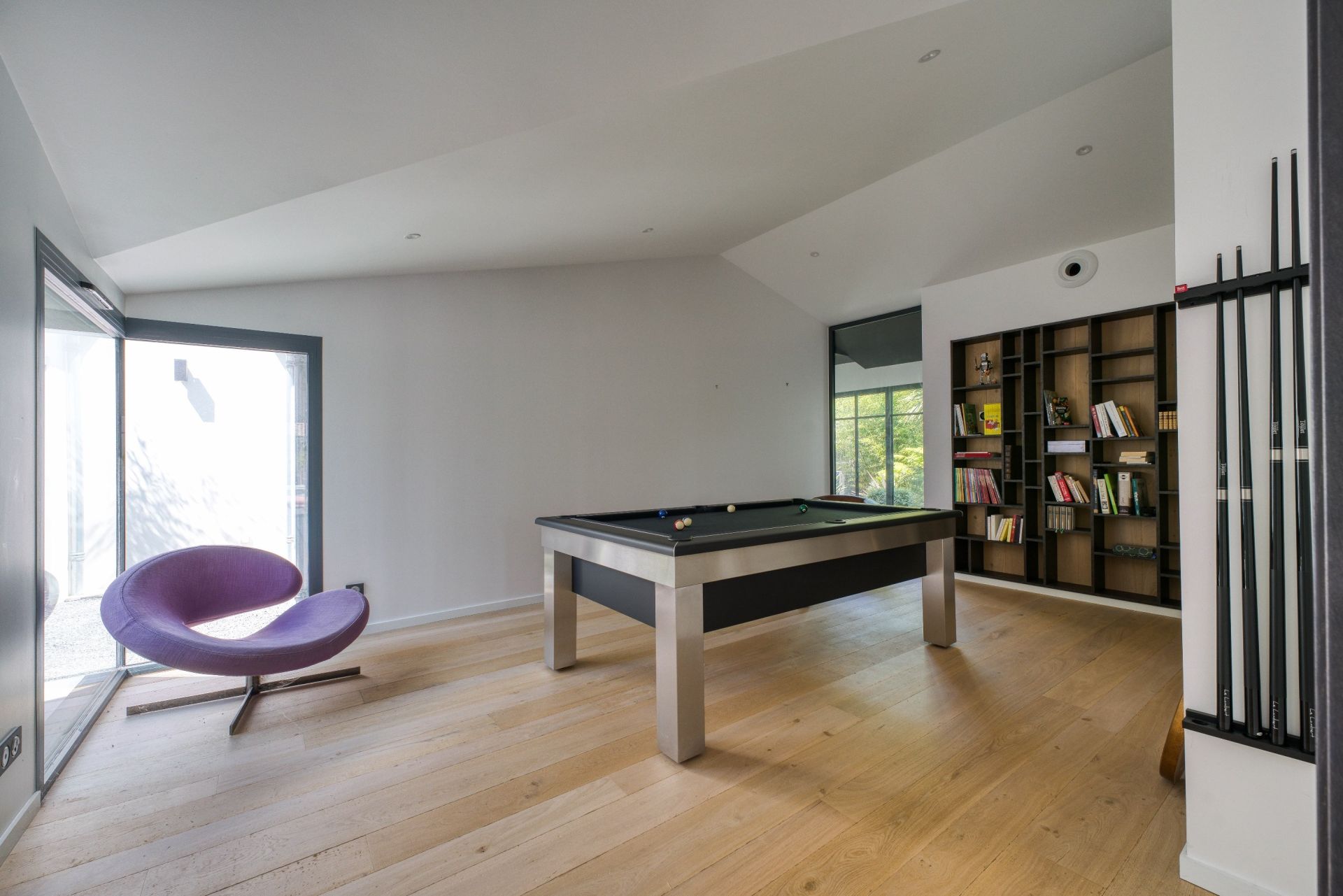 prestigious house 10 Rooms for sale on STE MARIE DE RE (17740)