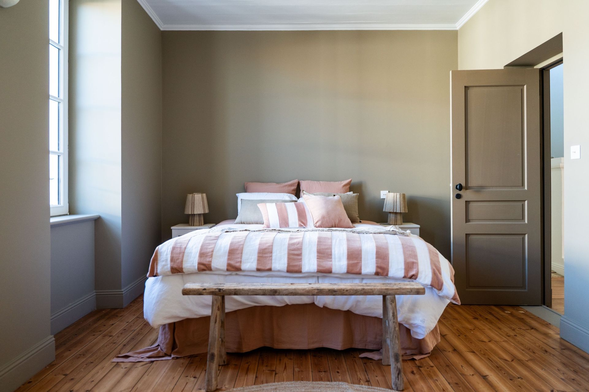 prestigious house 14 Rooms for sale on ST MARTIN DE RE (17410)