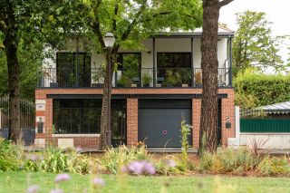 prestigious architect's house 5 Rooms for sale on LA ROCHELLE (17000)