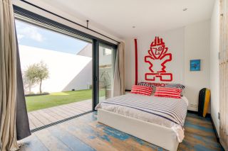 prestigious house 8 Rooms for sale on RIVEDOUX PLAGE (17940)