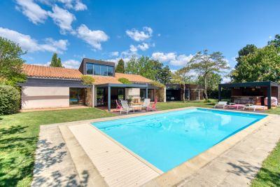 villa de prestige 11 Pièces en vente sur LA JARNE (17220) Vente Villa de prestige La Jarne 11 Pièces 270 m²