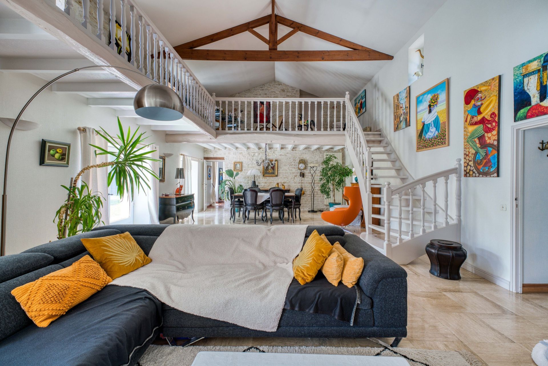 maison de prestige 8 Pièces en vente sur DOMPIERRE SUR MER (17139)