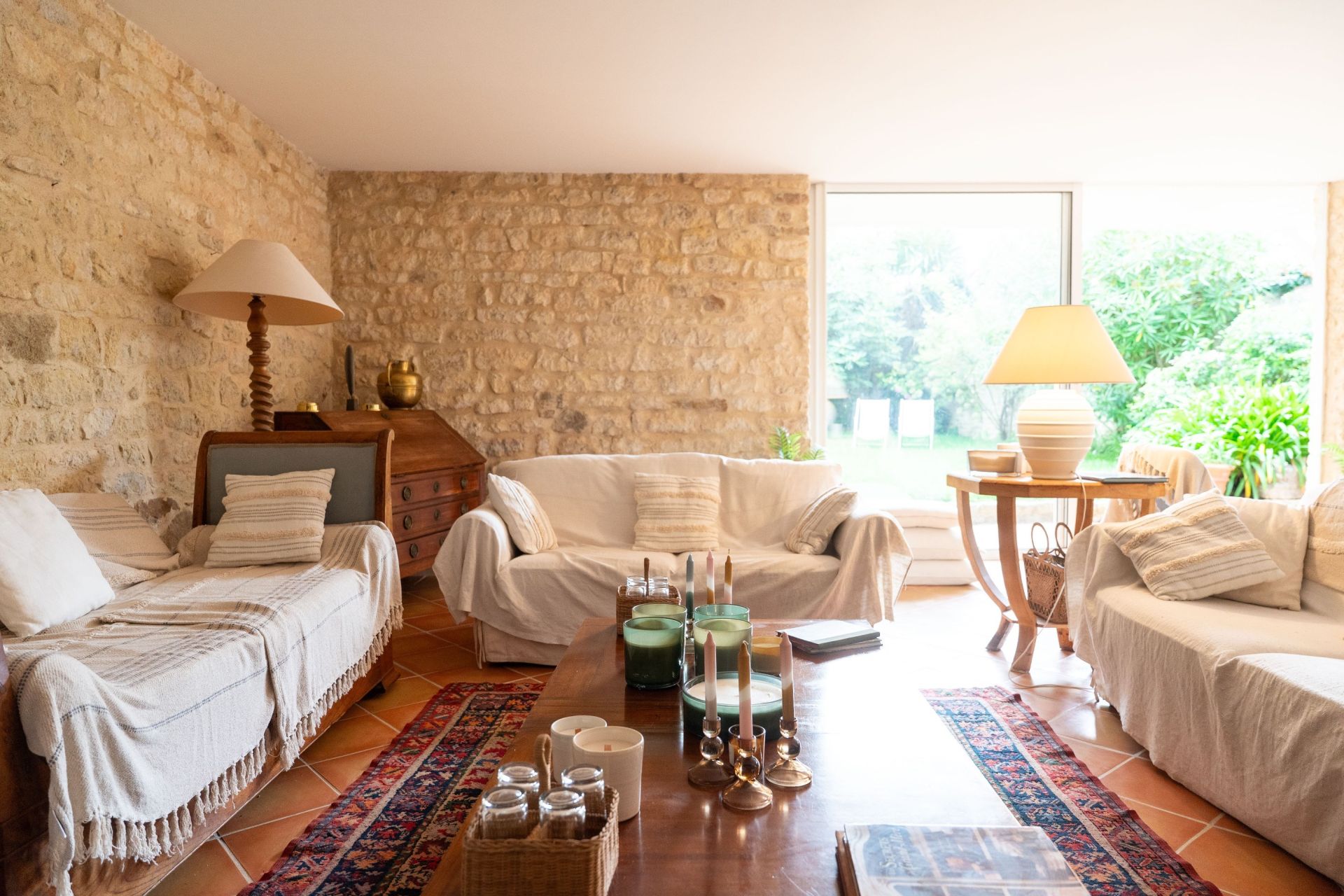 prestigious house 8 Rooms for sale on ARS EN RE (17590)