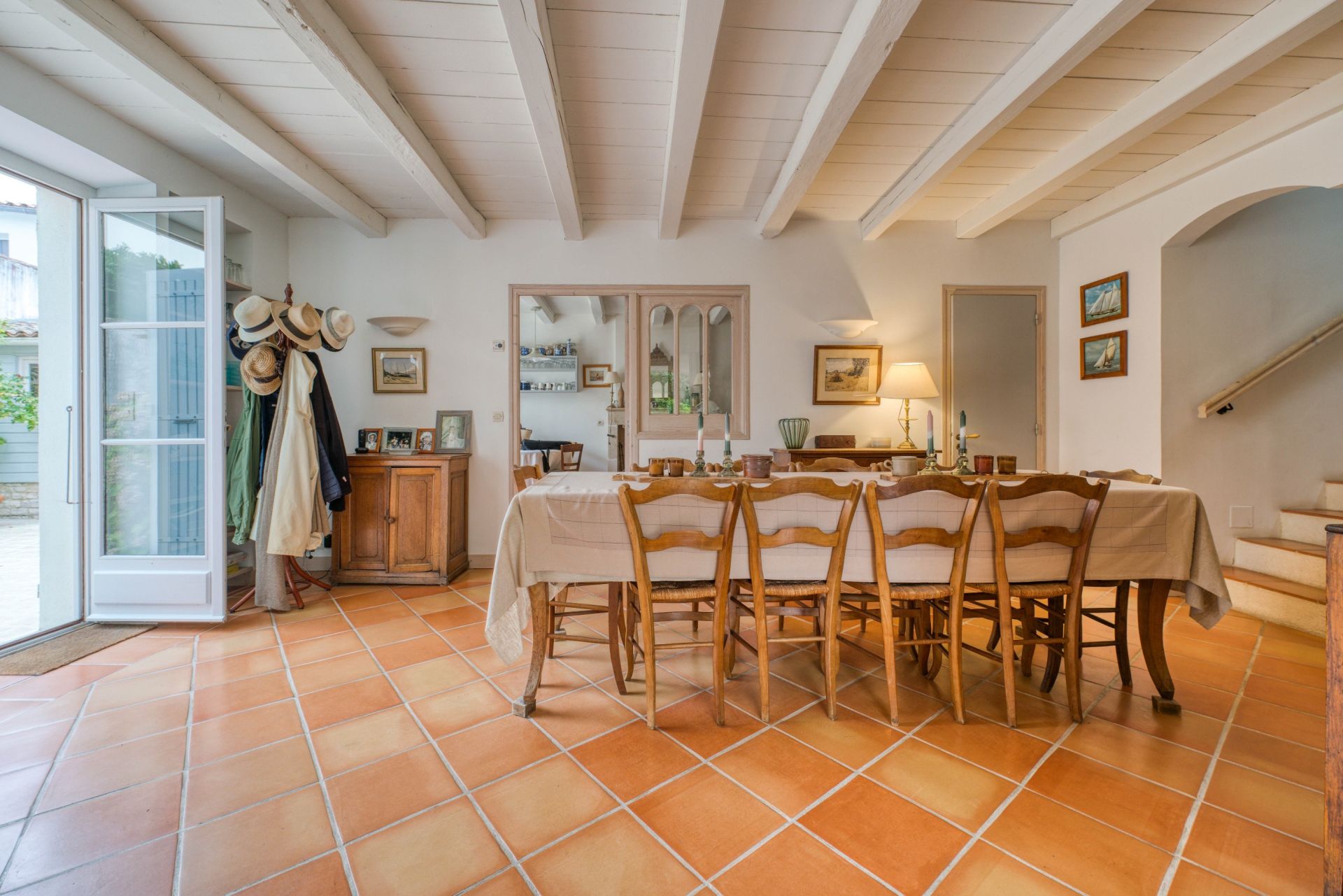 prestigious house 8 Rooms for sale on ARS EN RE (17590)