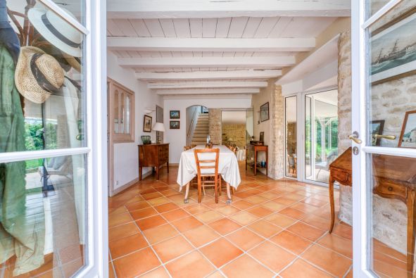 Sale Prestigious house Ars-en-Ré 8 Rooms 168 m²