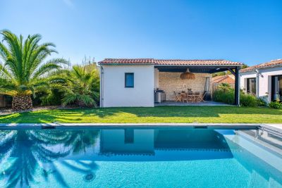 Sale Prestigious house Le Bois-Plage-en-Ré 8 Rooms 173 m²