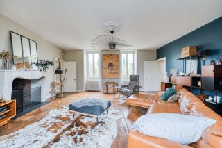 propriété de prestige 17 Pièces en vente sur AIGREFEUILLE D AUNIS (17290)