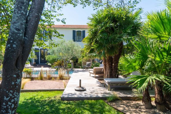 Vente Maison de prestige Aigrefeuille-d'Aunis 17&nbsp;Pièces 715&nbsp;m²