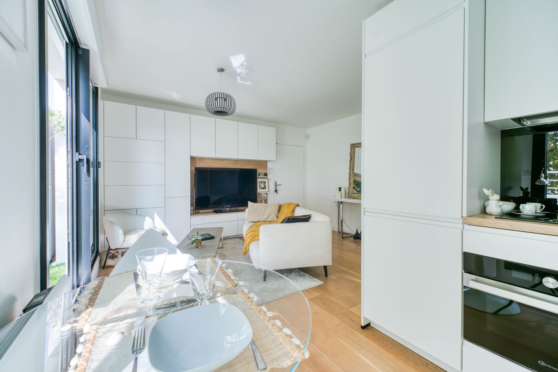 prestigious apartment 3 Rooms for sale on LA ROCHELLE (17000)