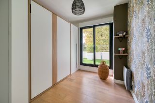 prestigious apartment 3 Rooms for sale on LA ROCHELLE (17000)