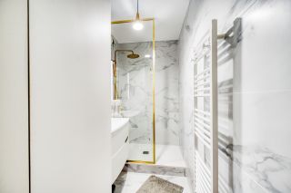 prestigious apartment 3 Rooms for sale on LA ROCHELLE (17000)