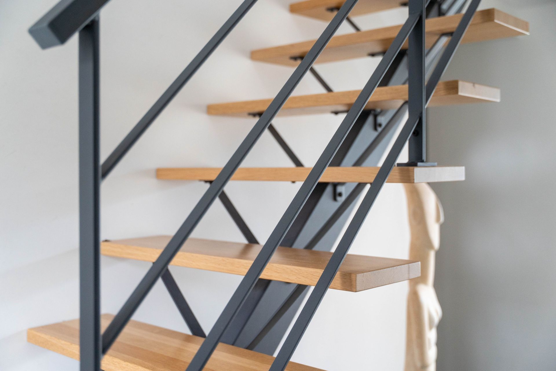 prestigious house 6 Rooms for sale on BREUIL MAGNE (17870)