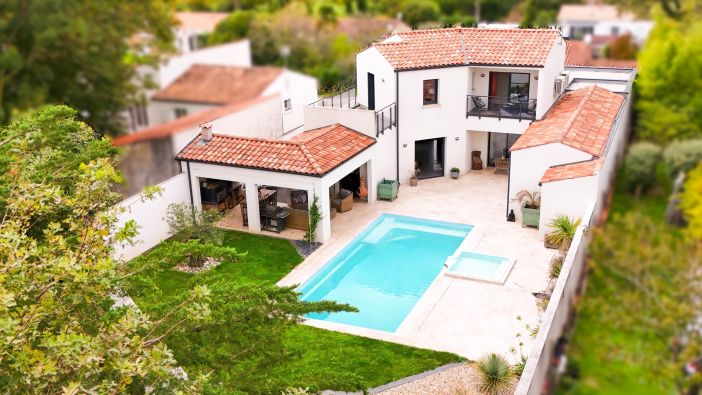 Vente Maison de prestige Breuil-Magné 6 Pièces 150 m²