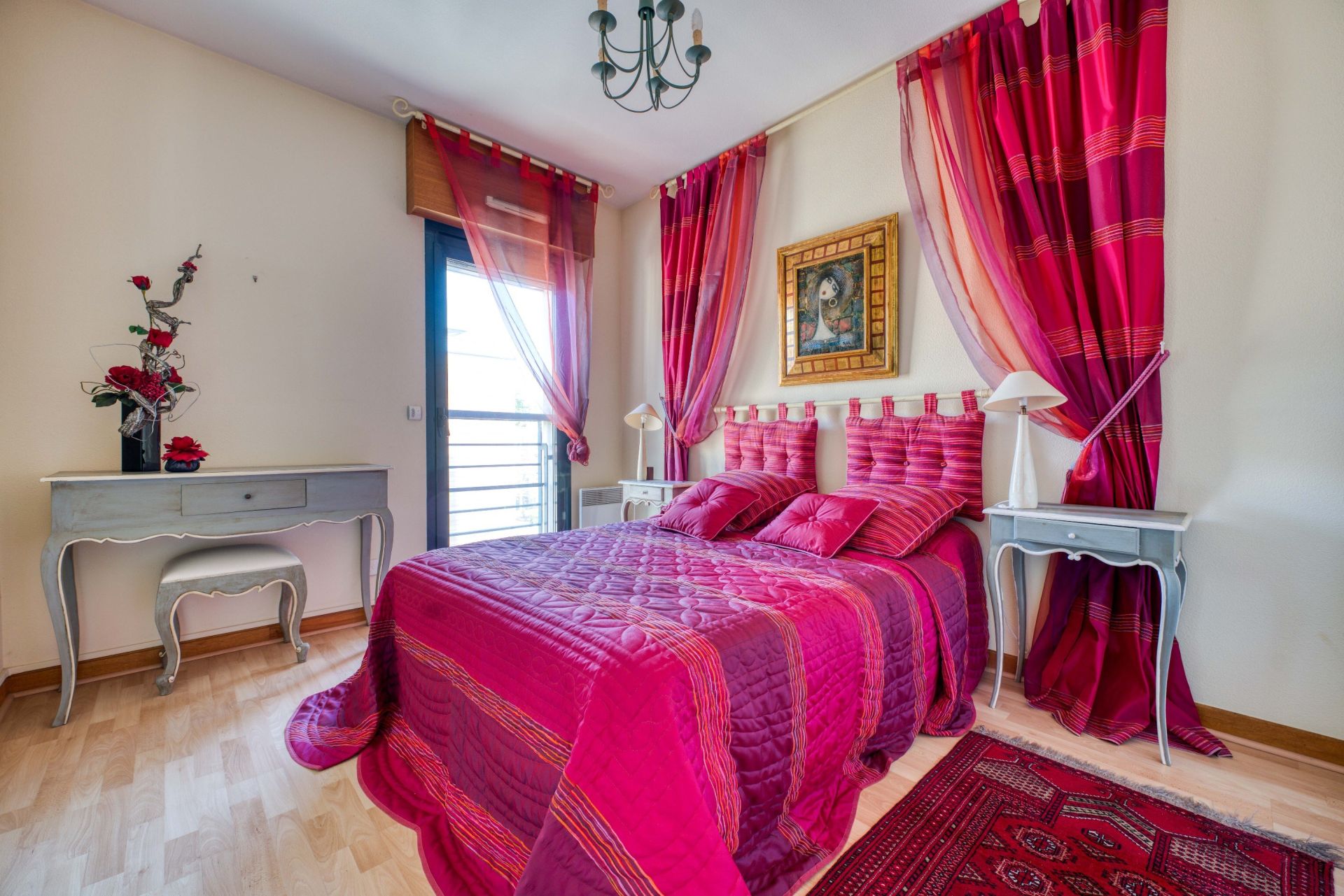 prestigious apartment 4 Rooms for sale on LA ROCHELLE (17000)