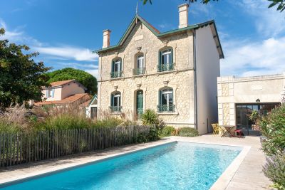 Sale Prestigious house Châtelaillon-Plage 6 Rooms 200 m²