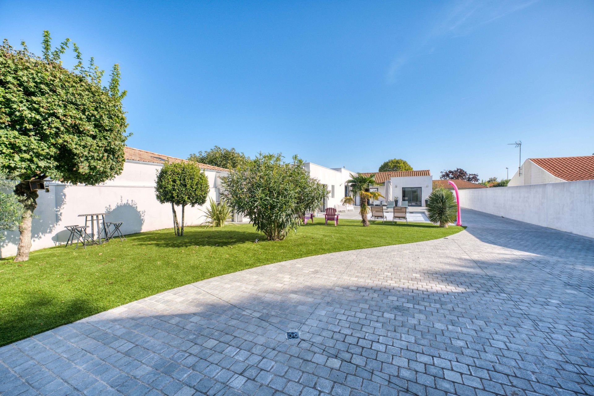 maison contemporaine de prestige 5 Pièces en vente sur AYTRE (17440)